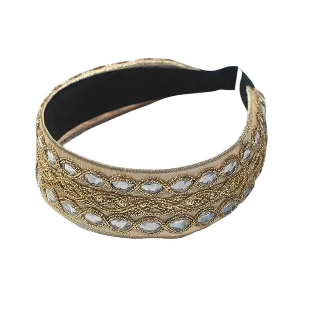 Wide-Brimmed Sequin Chain Headband